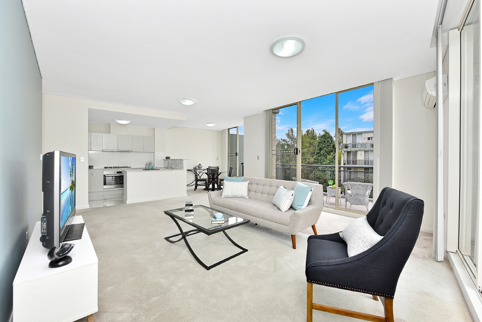 2 Bedrooms, Apartment, Sold , Mercer Street, 2 Bathrooms, Listing ID 1190, Castle Hill , NSW, Australia,