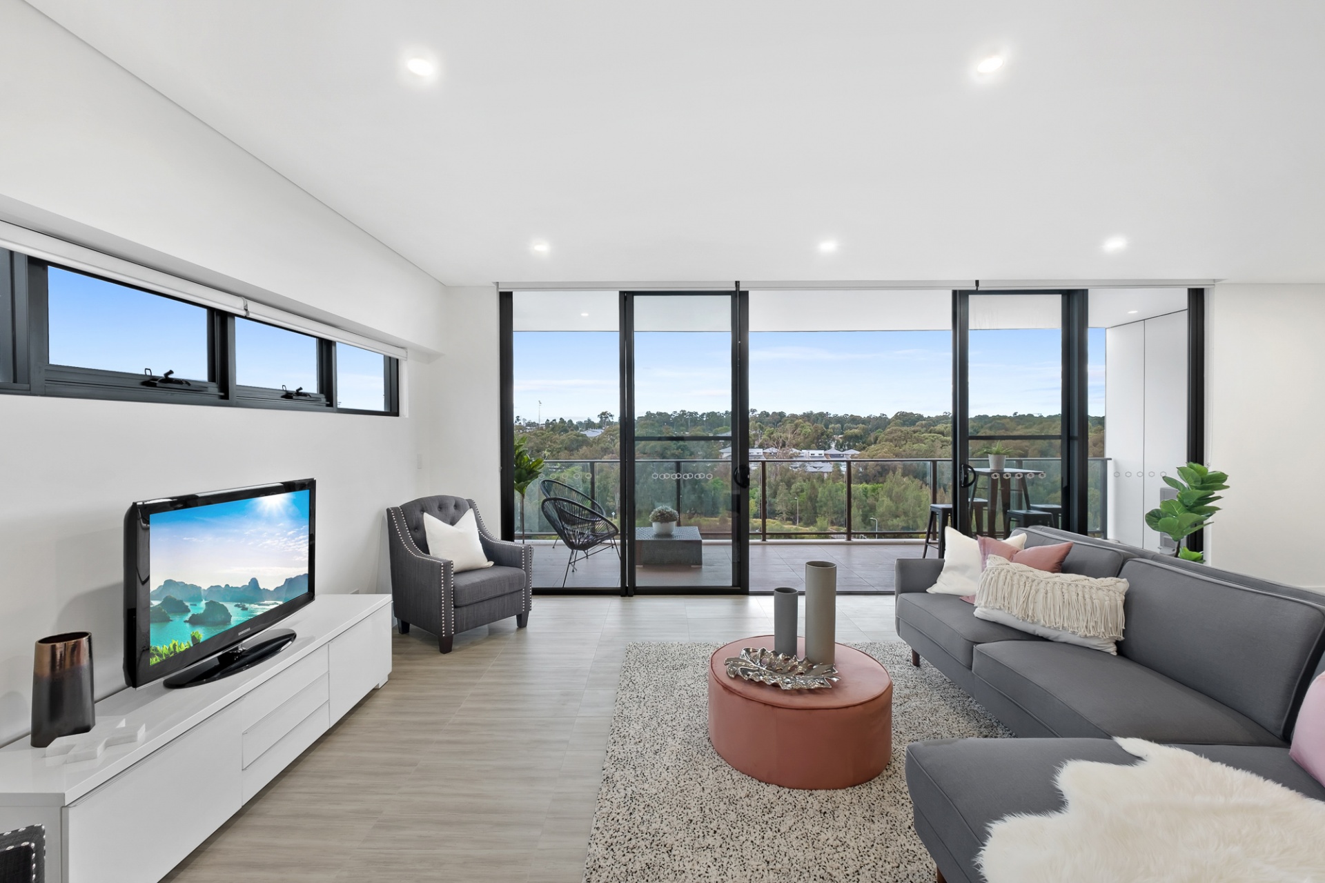 3 Bedrooms, Apartment, Sold , Caddies Boulevard, 2 Bathrooms, Listing ID 1313, Rouse Hill, NSW, Australia,