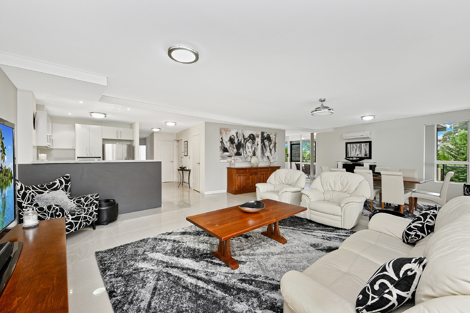 3 Bedrooms, Apartment, Sold , Mercer Street, 2 Bathrooms, Listing ID 1138, Castle Hill, NSW, Australia,