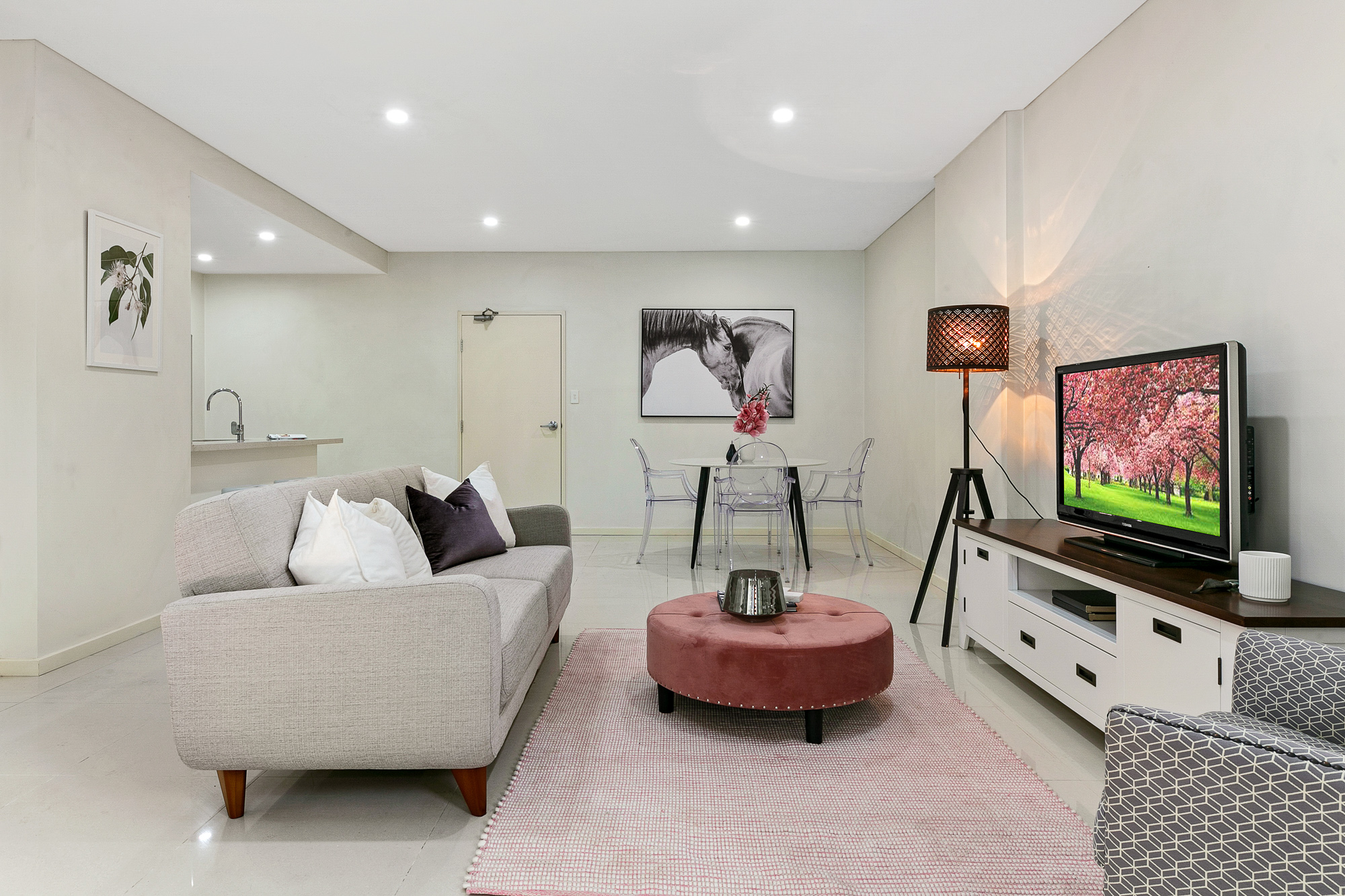 2 Bedrooms, Apartment, Sold , Buckingham Road, 2 Bathrooms, Listing ID 1356, Killara, NSW, Australia,