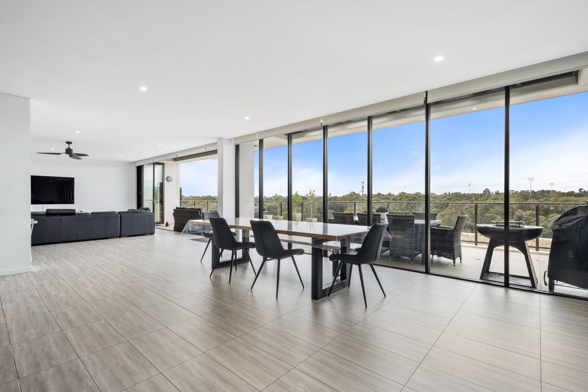 3 Bedrooms, Apartment, Sold , Caddies Boulevard, 2 Bathrooms, Listing ID 1570, Rouse Hill , NSW, Australia, 2155,